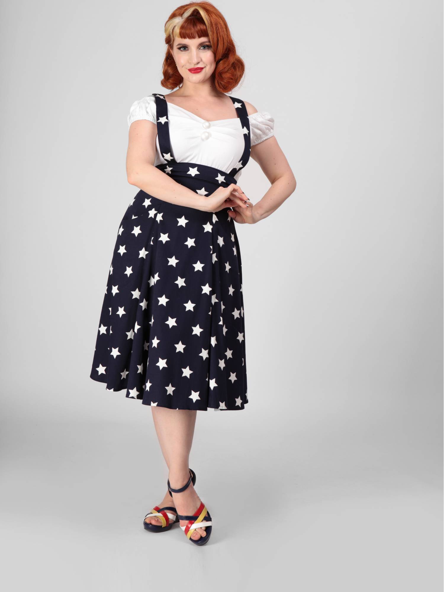 Collectif star skirt hotsell